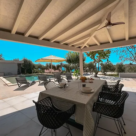 Mediterranean Oasis Seaside With Pool * Split