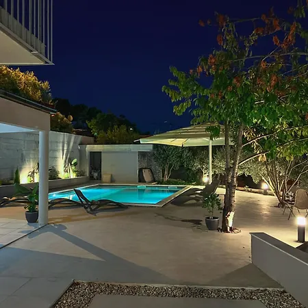 Mediterranean Oasis Seaside With Pool * Split