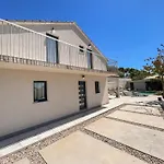 וילה Mediterranean Oasis Seaside With Pool