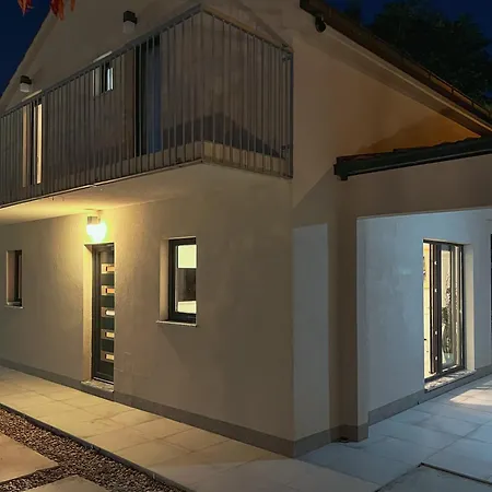 Mediterranean Oasis Seaside With Pool Split