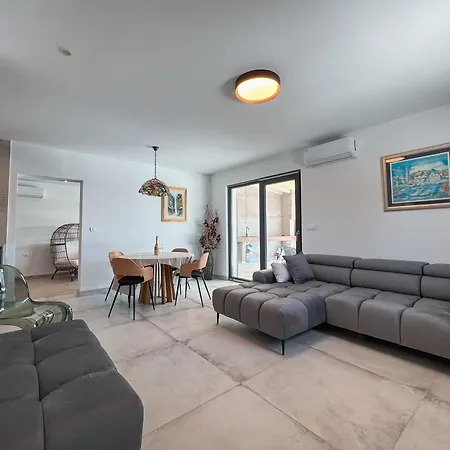 Mediterranean Oasis Seaside With Pool